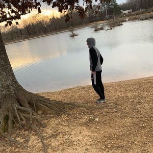 Meet your Posher, Layton